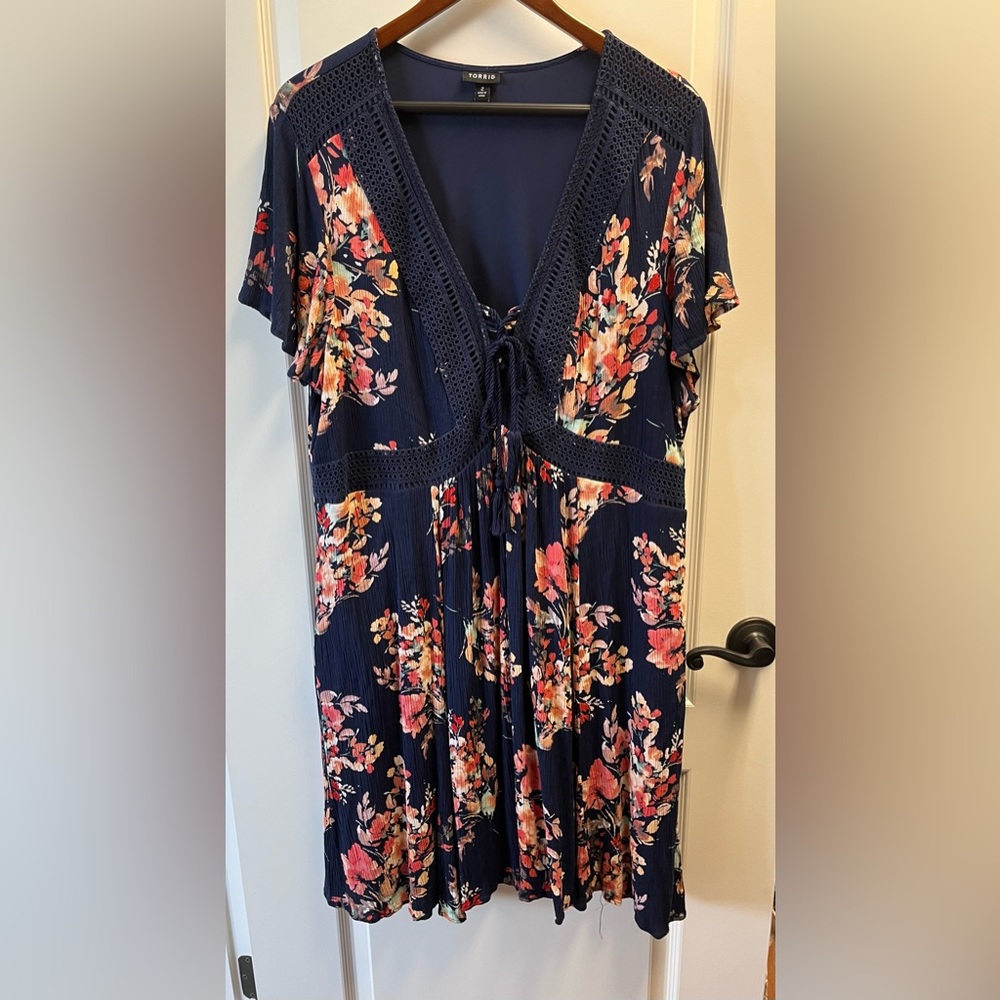 Torrid Floral Midi Dress Size 18/20
